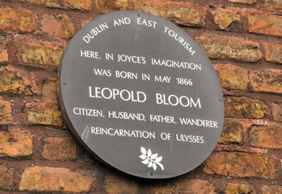 Bloom_Plaque.jpg